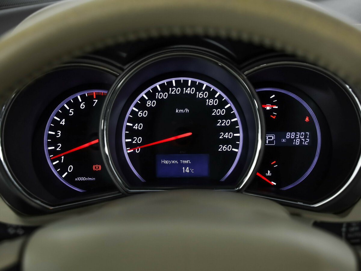 Nissan Murano с пробегом — 2012 год. Фото: #11