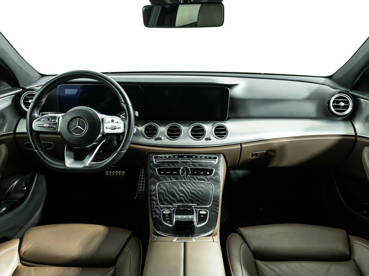 Mercedes-Benz E-Класс с пробегом — 2019 год. Фото: #12