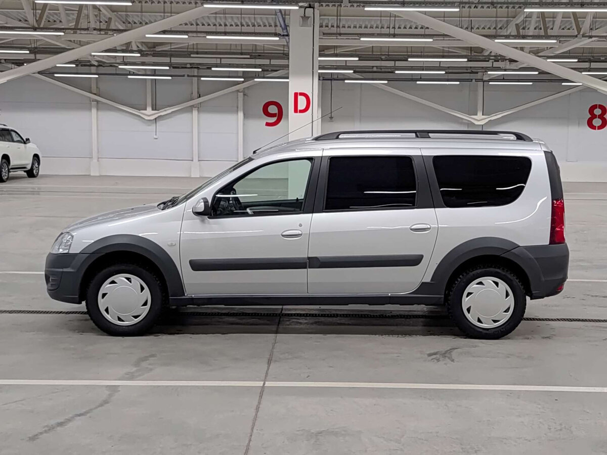 Lada (ВАЗ) Largus с пробегом — 2019 год. Фото: #7