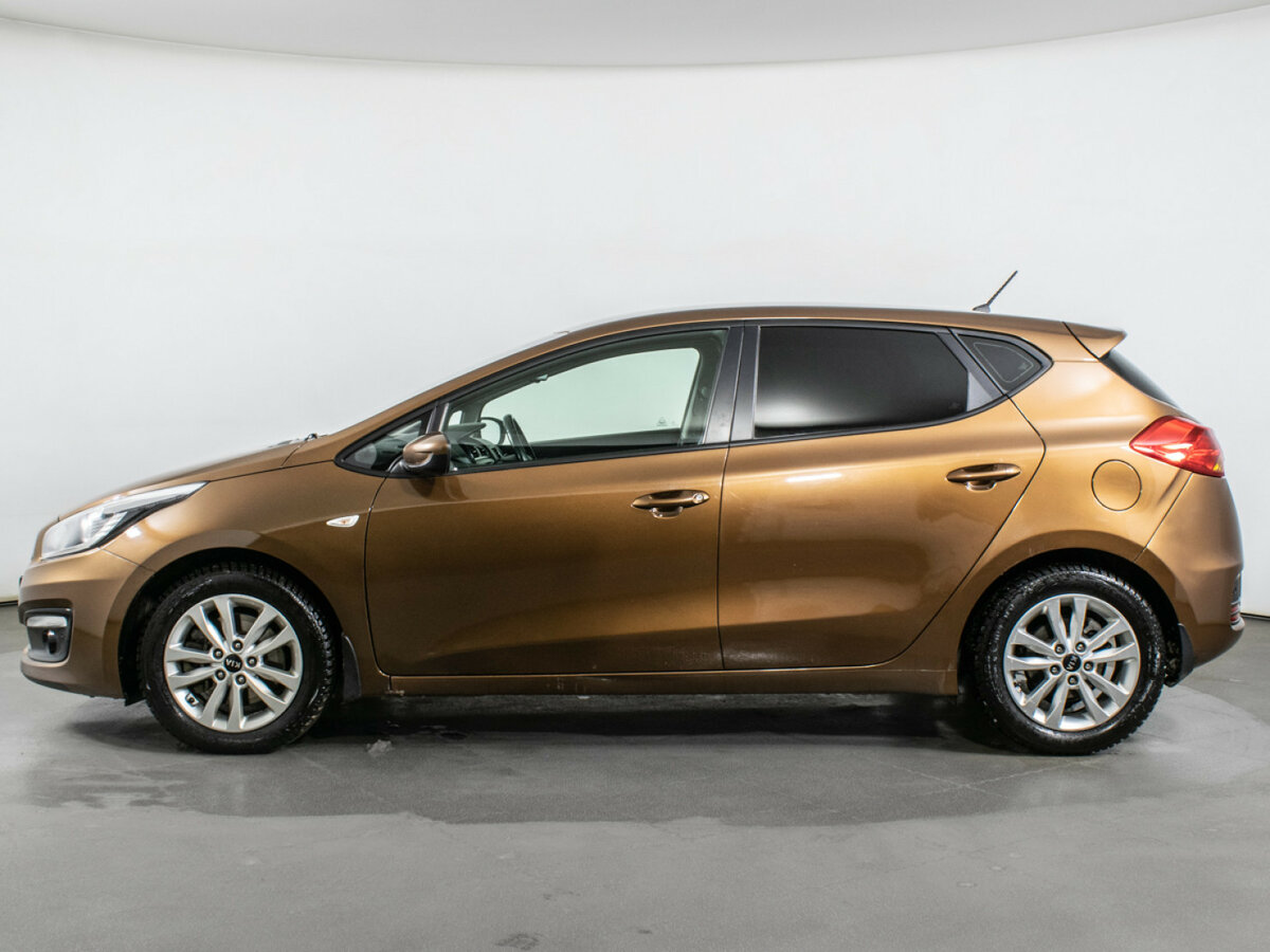 Kia Ceed с пробегом — 2016 год. Фото: #7