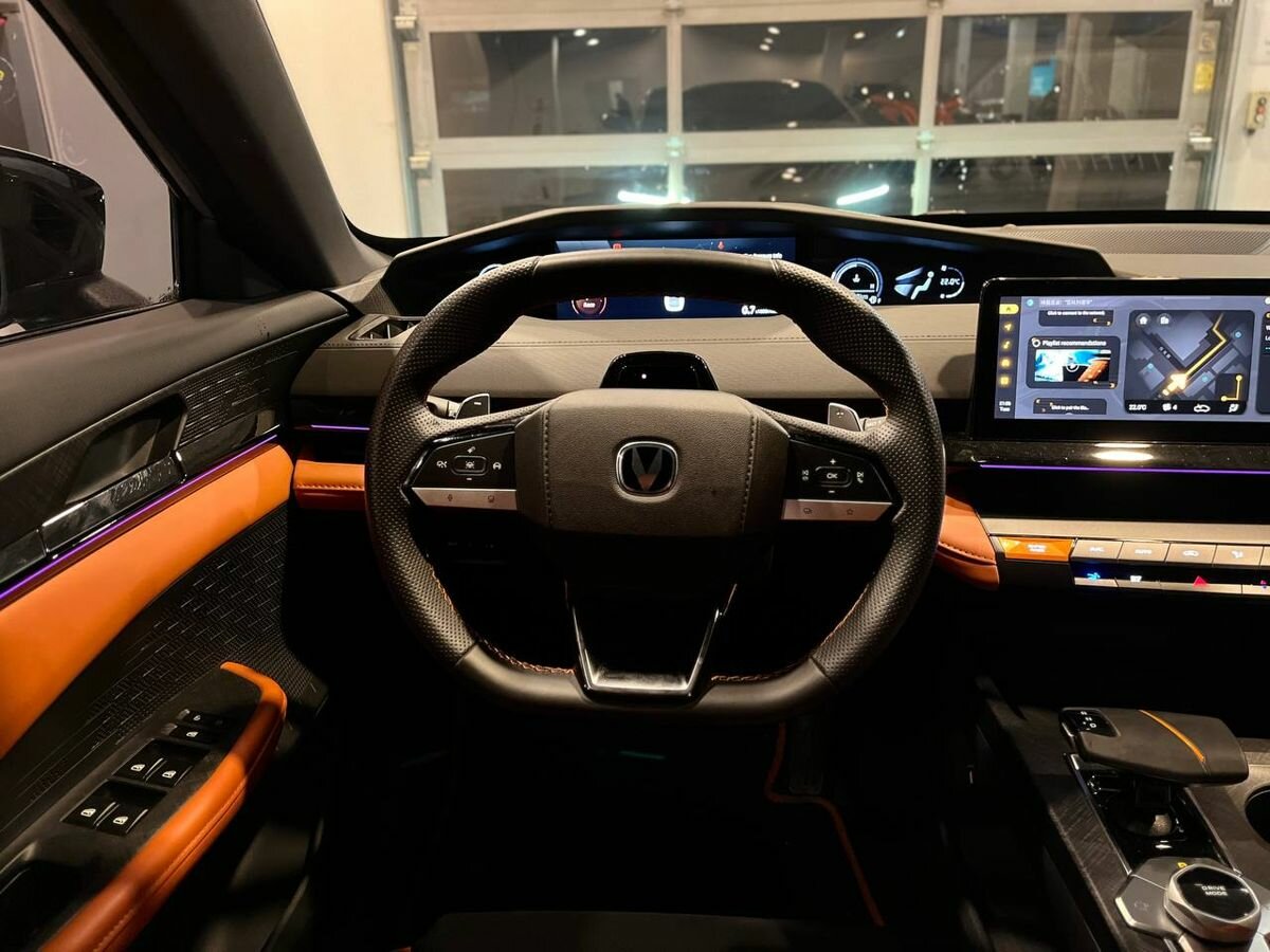 Changan UNI-V с пробегом — 2023 год. Фото: #8