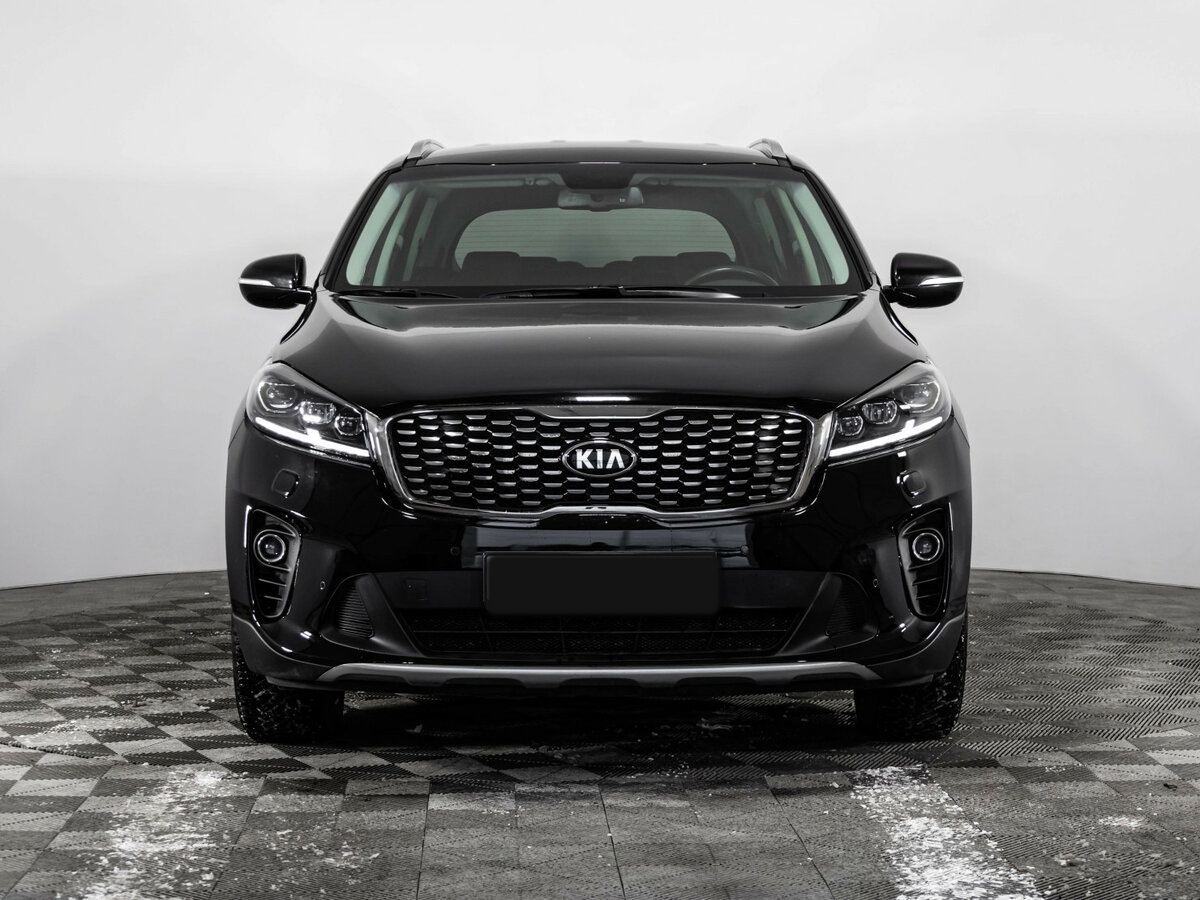 Kia Sorento с пробегом — 2018 год. Фото: #1