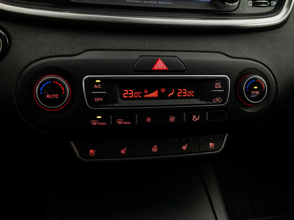 Kia Sorento с пробегом — 2018 год. Фото: #11