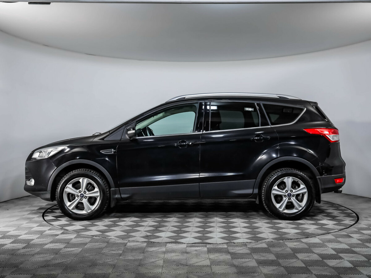 Ford Kuga с пробегом — 2015 год. Фото: #7