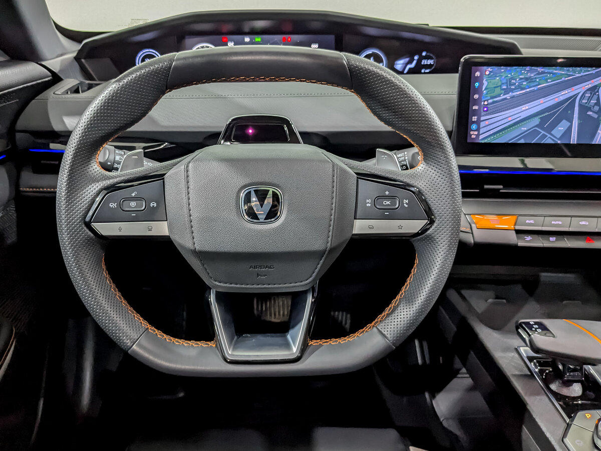 Changan UNI-V с пробегом — 2023 год. Фото: #21