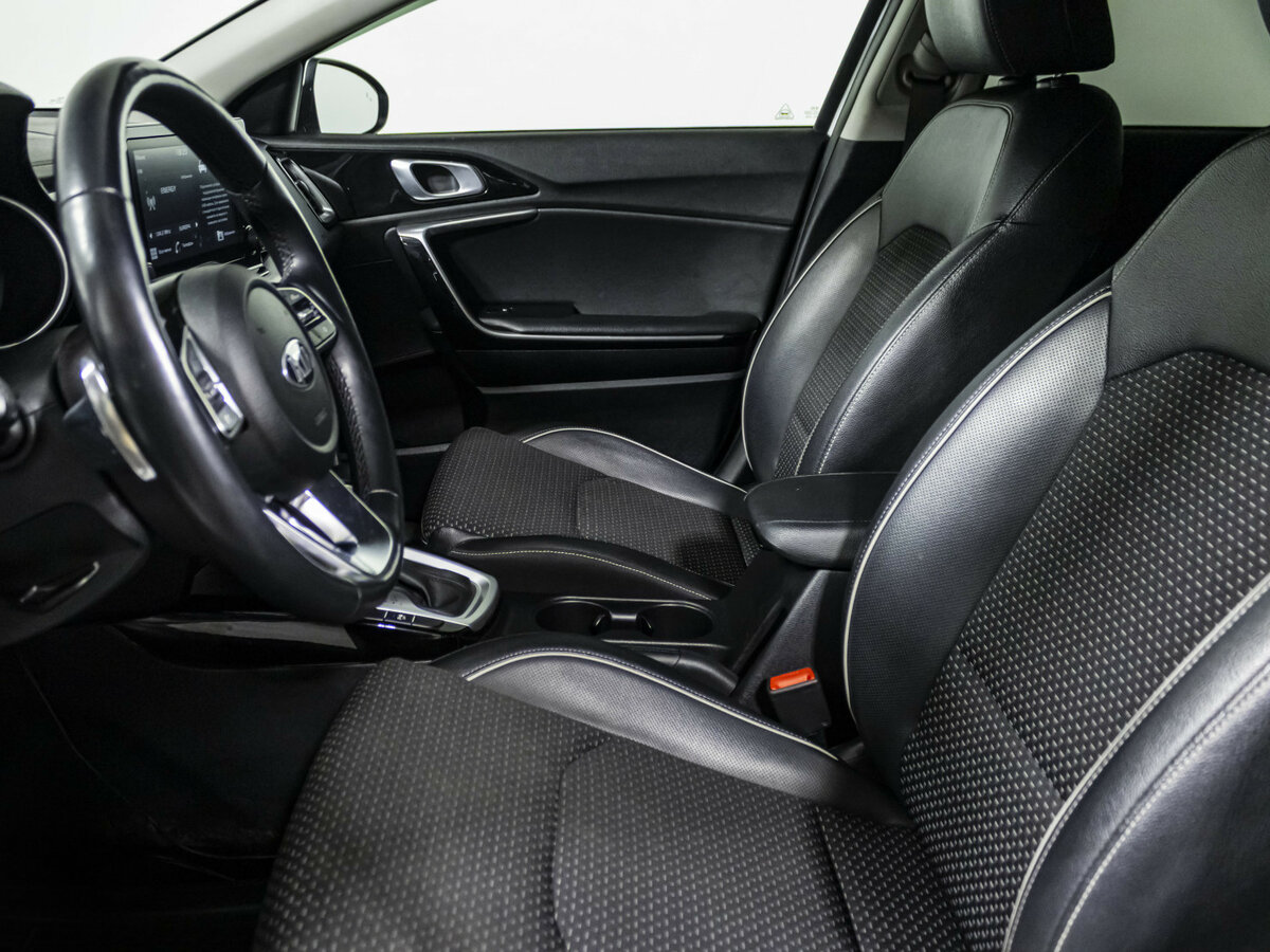 Kia Ceed с пробегом — 2021 год. Фото: #9