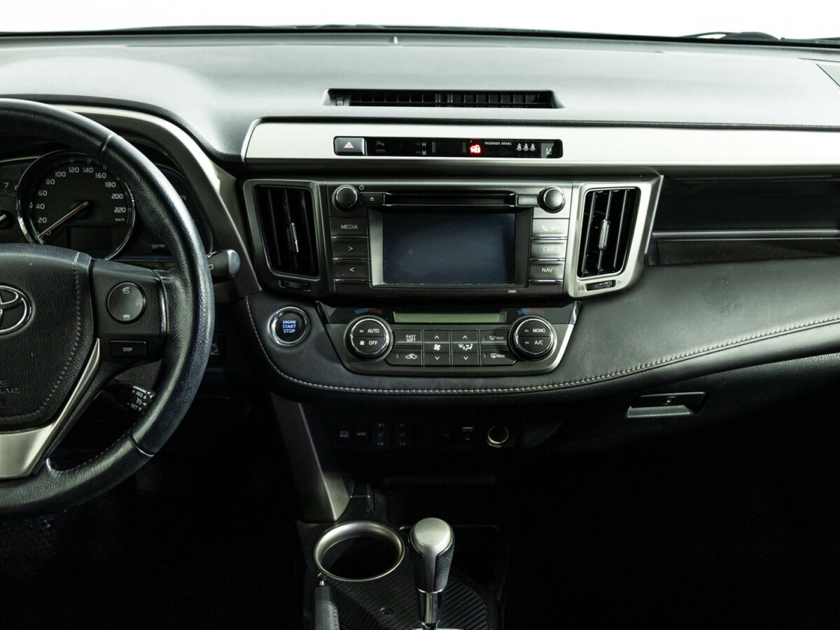Toyota RAV4 с пробегом — 2014 год. Фото: #12