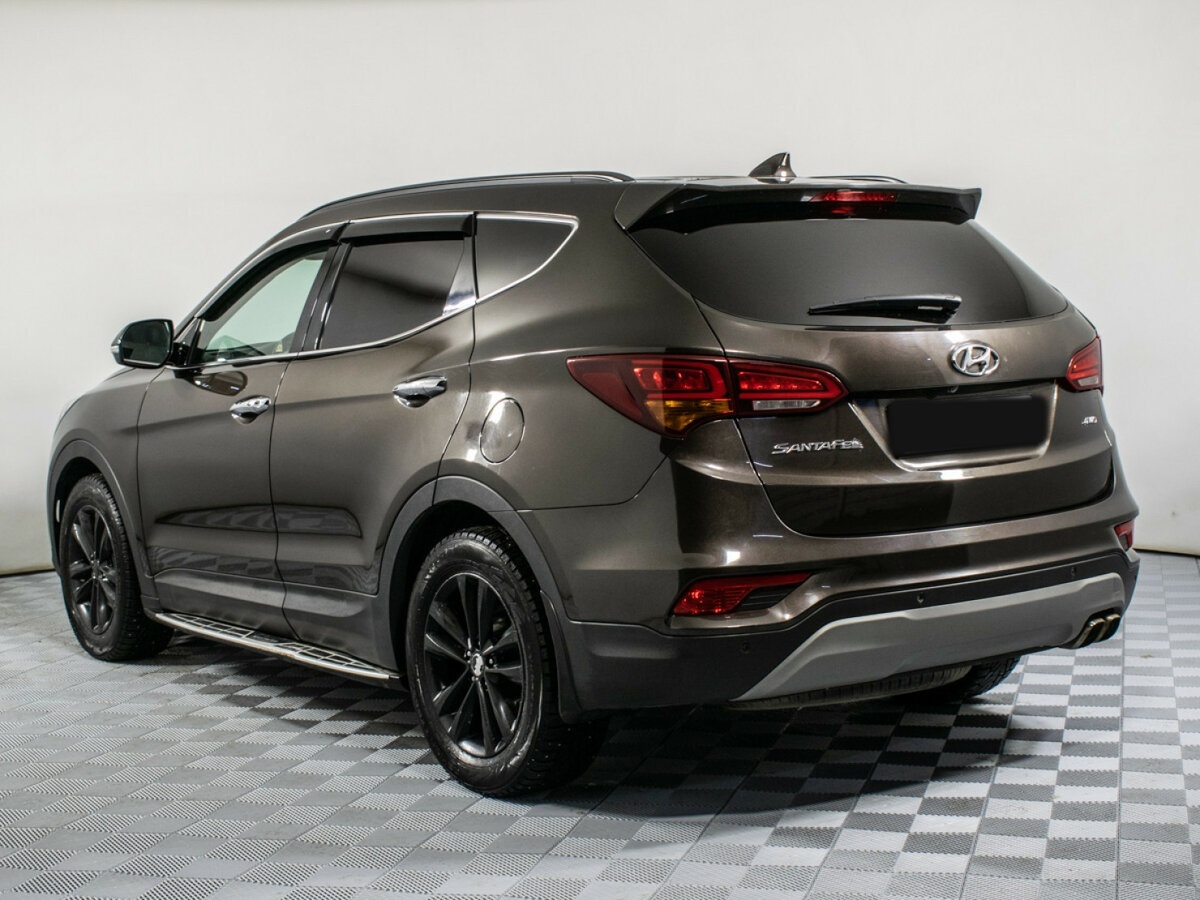 Hyundai Santa Fe с пробегом — 2017 год. Фото: #5