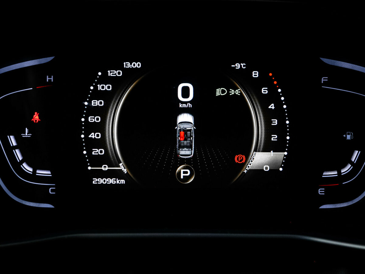 Geely Coolray с пробегом — 2023 год. Фото: #10