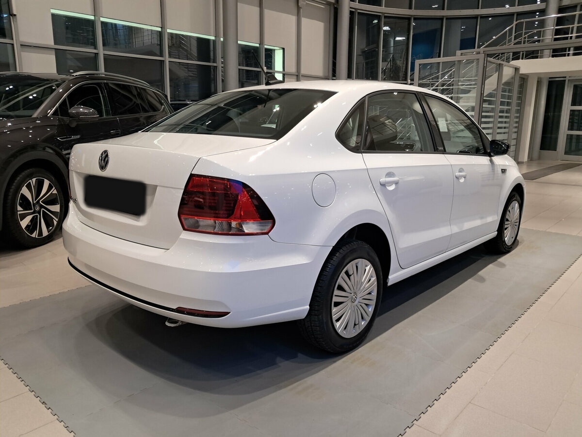Volkswagen Polo с пробегом — 2017 год. Фото: #4