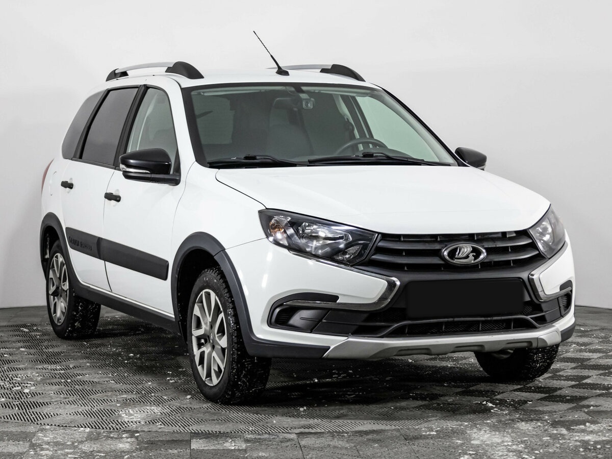 Lada (ВАЗ) Granta с пробегом — 2023 год. Фото: #2