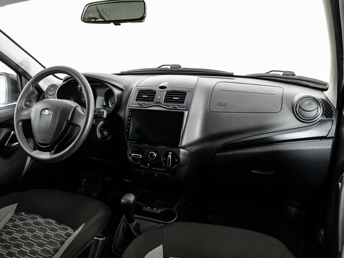 Lada (ВАЗ) Granta с пробегом — 2023 год. Фото: #6