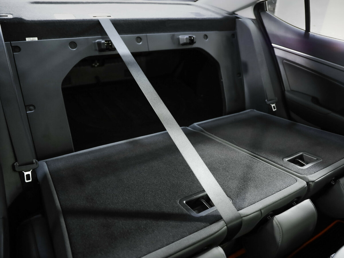 Hyundai Elantra с пробегом — 2016 год. Фото: #22