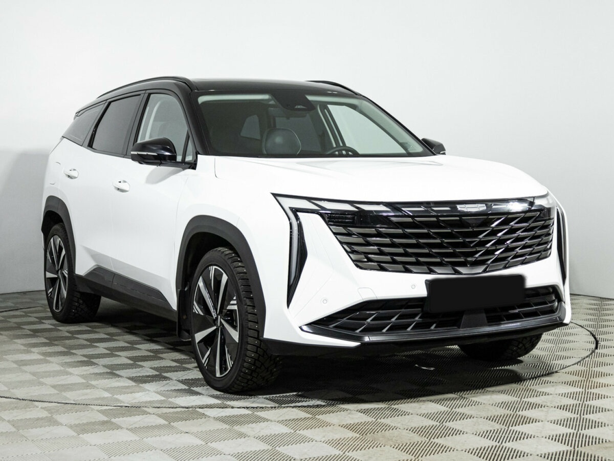 Geely Atlas с пробегом — 2024 год. Фото: #2