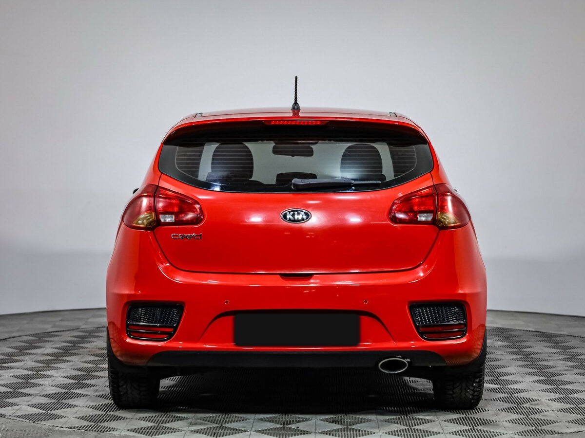Kia Ceed с пробегом — 2016 год. Фото: #4