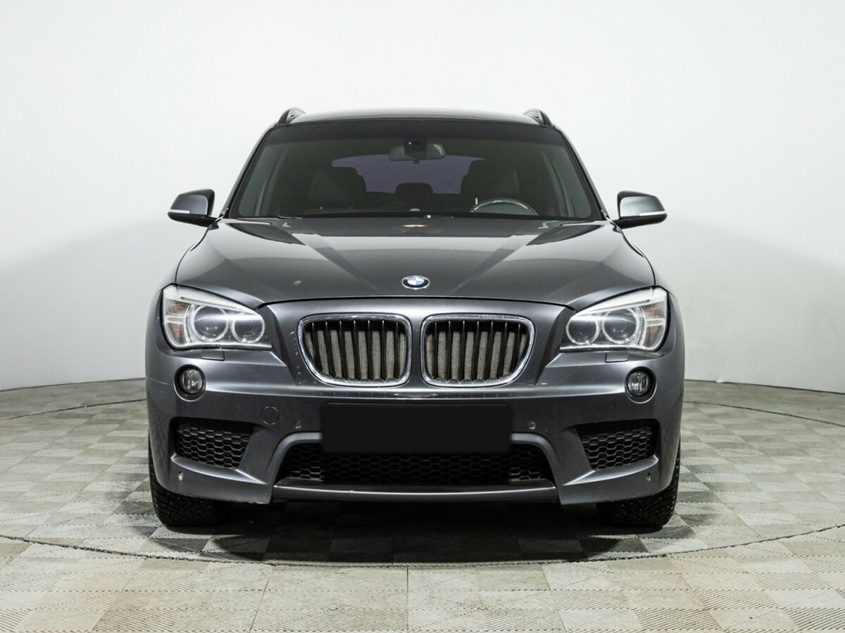 BMW X1 с пробегом — 2014 год. Фото: #1