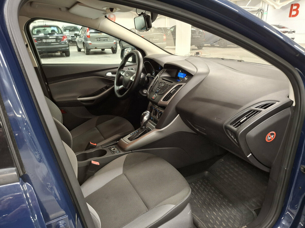 Ford Focus с пробегом — 2012 год. Фото: #10