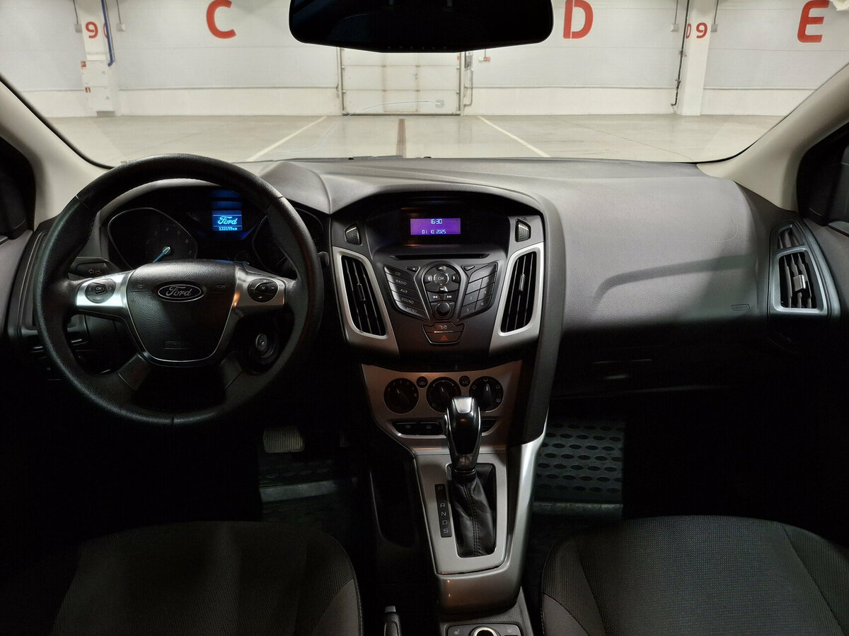 Ford Focus с пробегом — 2012 год. Фото: #13