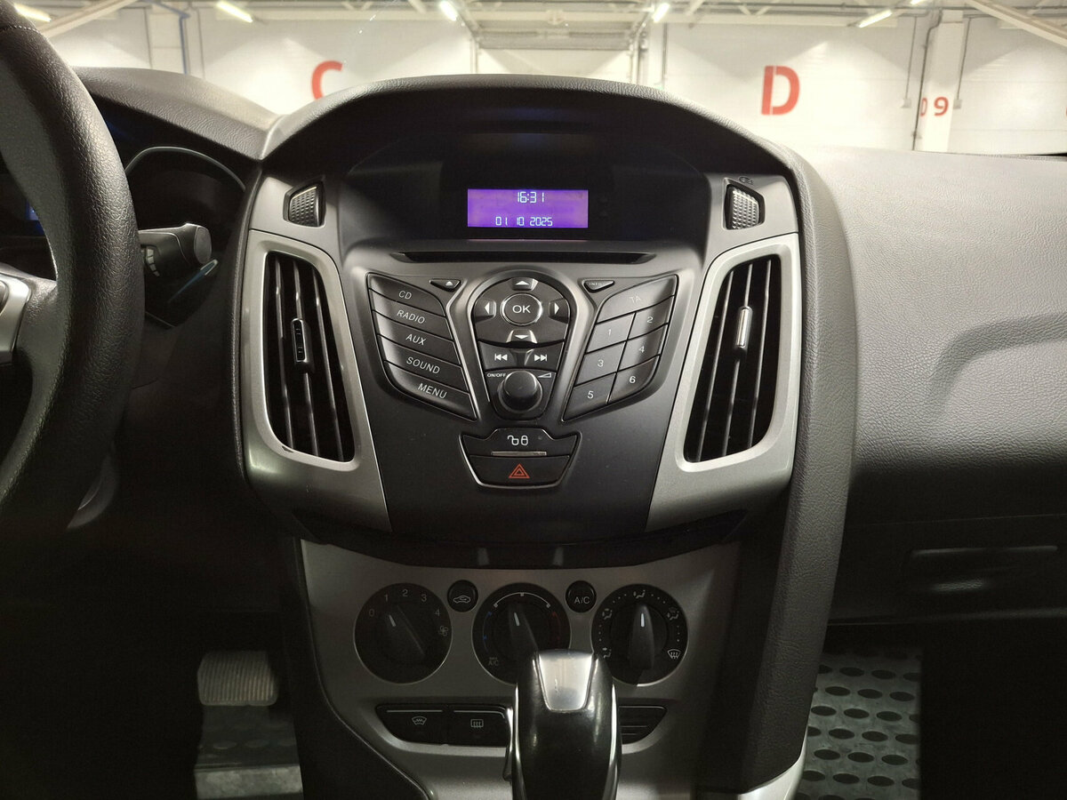 Ford Focus с пробегом — 2012 год. Фото: #14