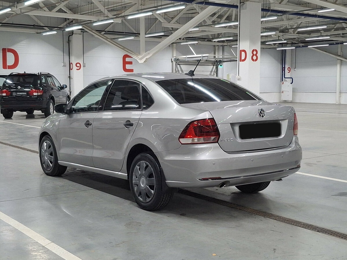 Volkswagen Polo с пробегом — 2018 год. Фото: #6