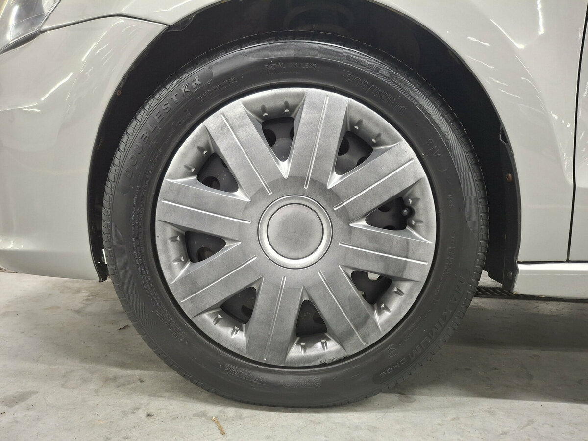 Volkswagen Polo с пробегом — 2018 год. Фото: #17