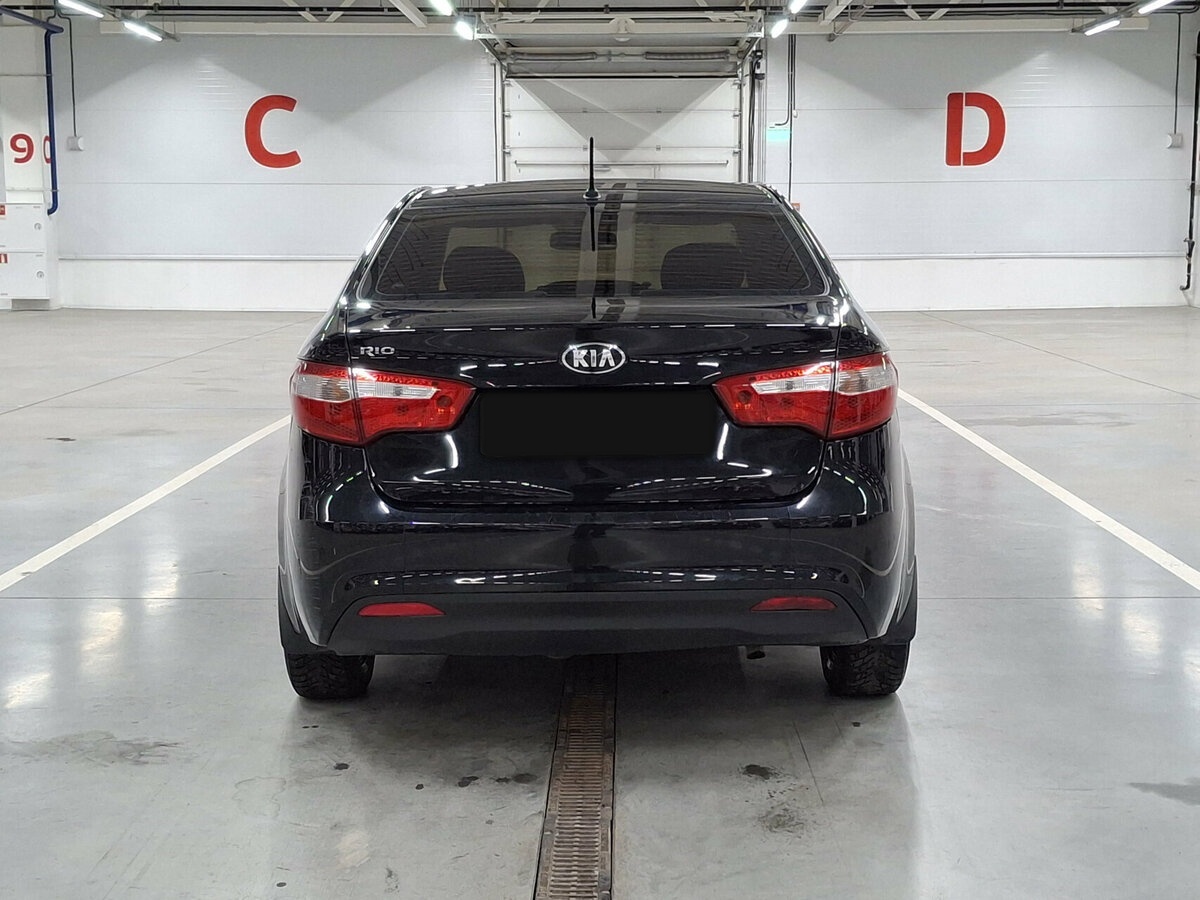Kia Rio с пробегом — 2014 год. Фото: #5