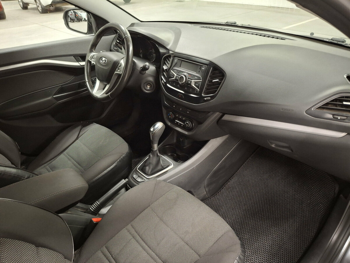 Lada (ВАЗ) Vesta с пробегом — 2021 год. Фото: #10