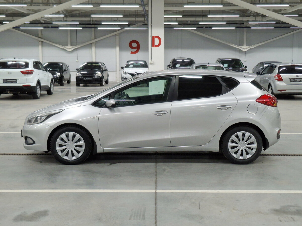 Kia Ceed с пробегом — 2013 год. Фото: #7