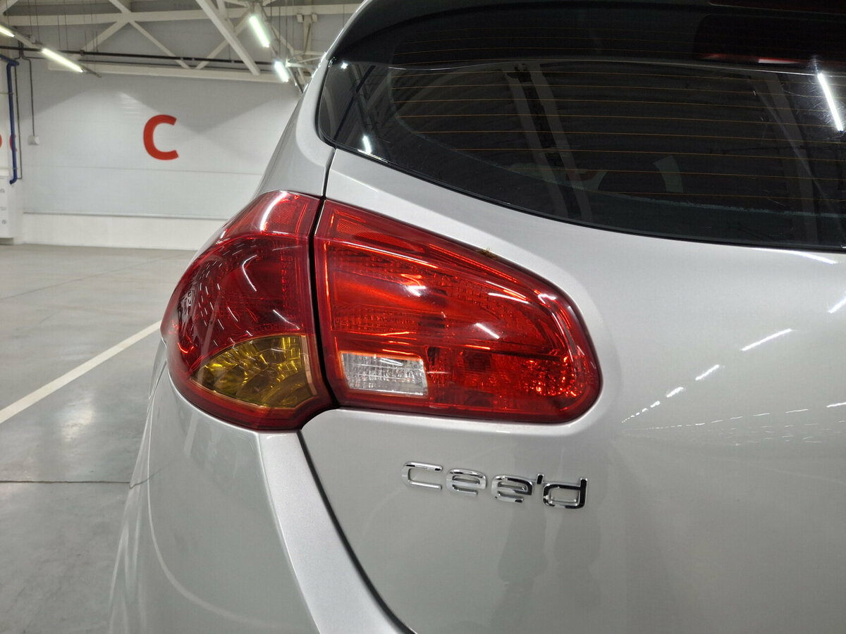 Kia Ceed с пробегом — 2013 год. Фото: #8