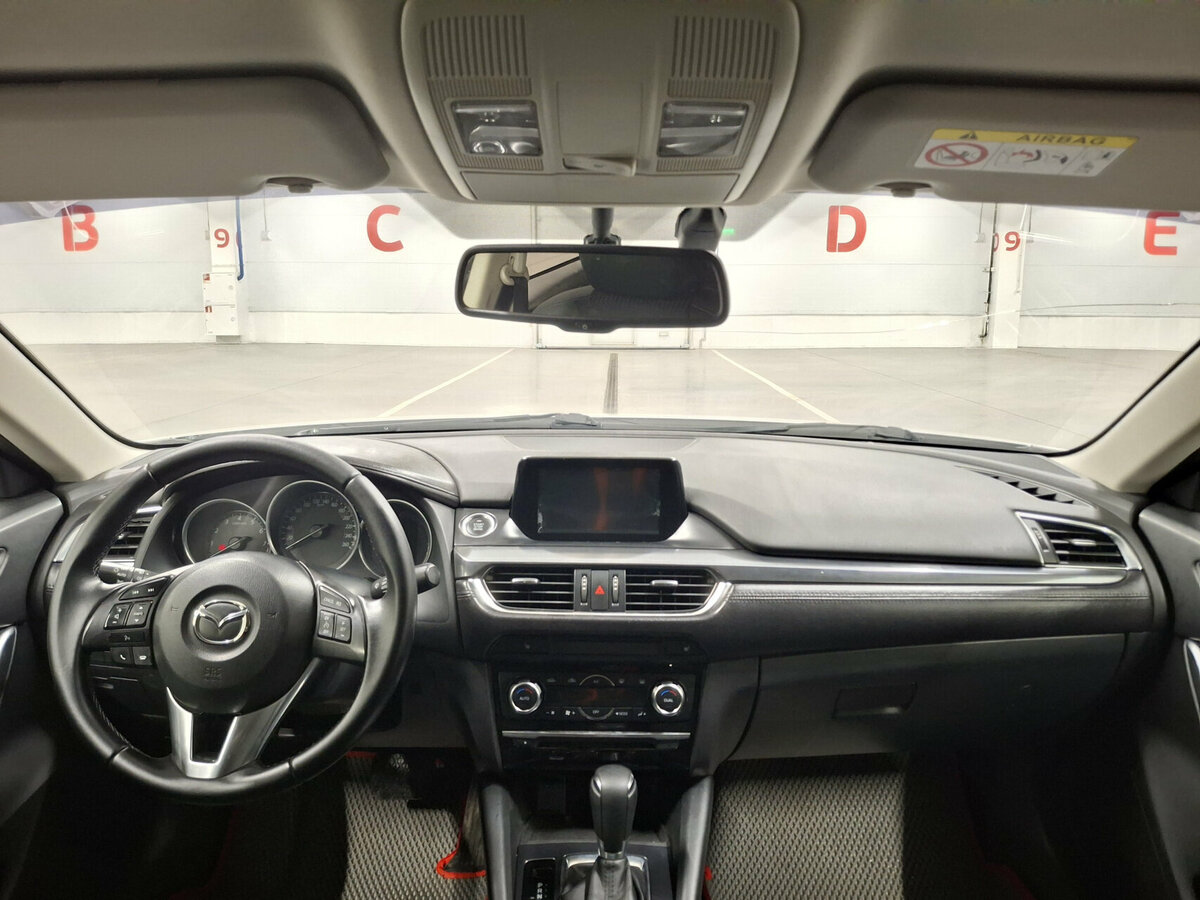 Mazda 6 с пробегом — 2015 год. Фото: #13