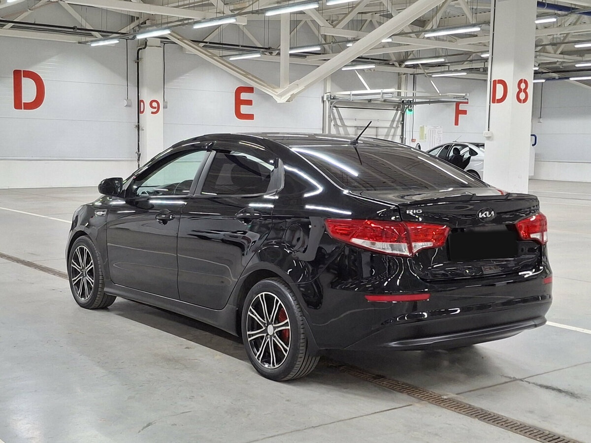 Kia Rio с пробегом — 2016 год. Фото: #6