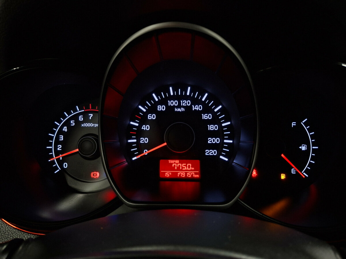 Kia Rio с пробегом — 2016 год. Фото: #12