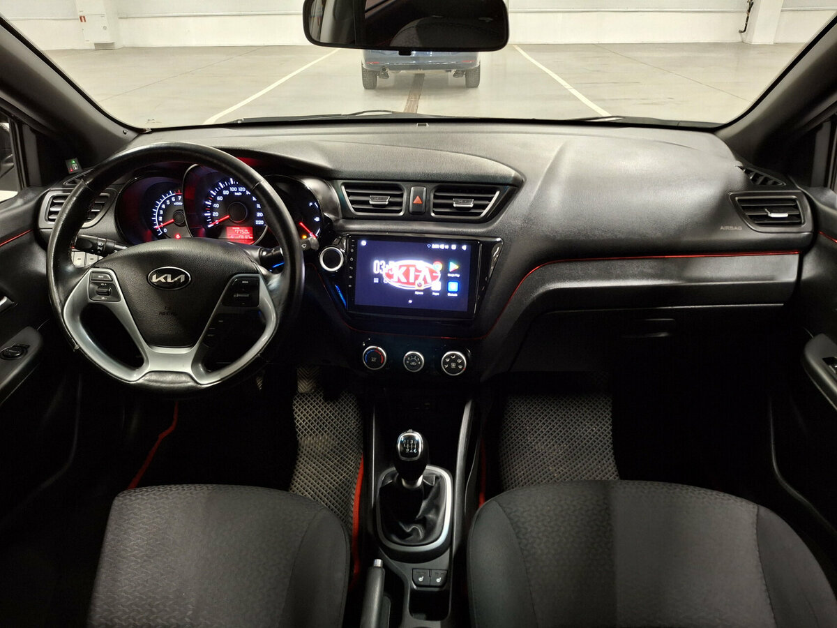 Kia Rio с пробегом — 2016 год. Фото: #13