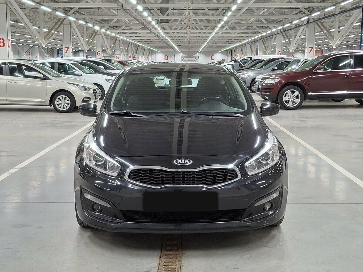 Kia Ceed с пробегом — 2015 год. Фото: #1