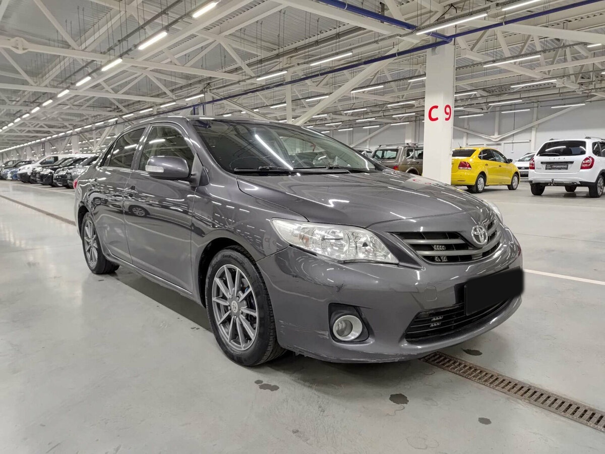 Toyota Corolla с пробегом — 2012 год. Фото: #2