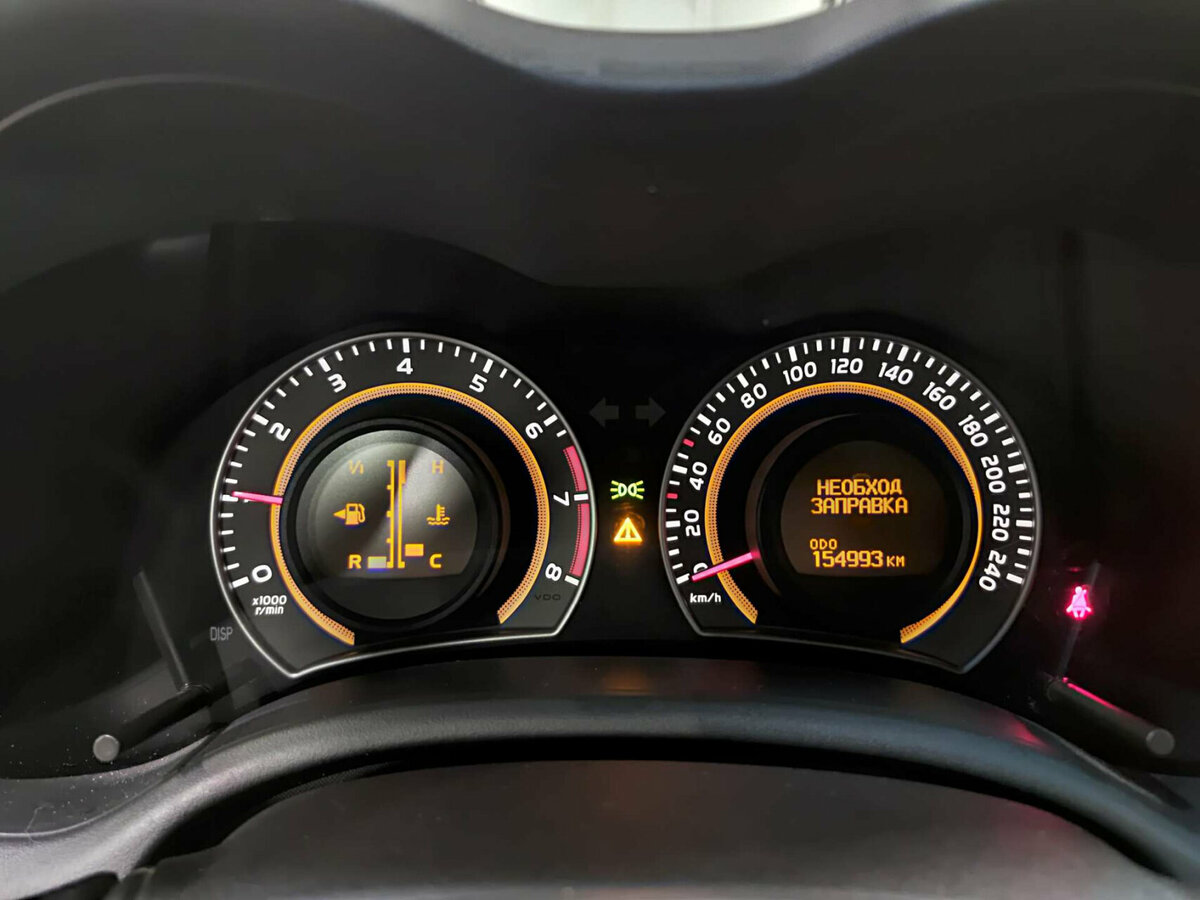 Toyota Corolla с пробегом — 2012 год. Фото: #12