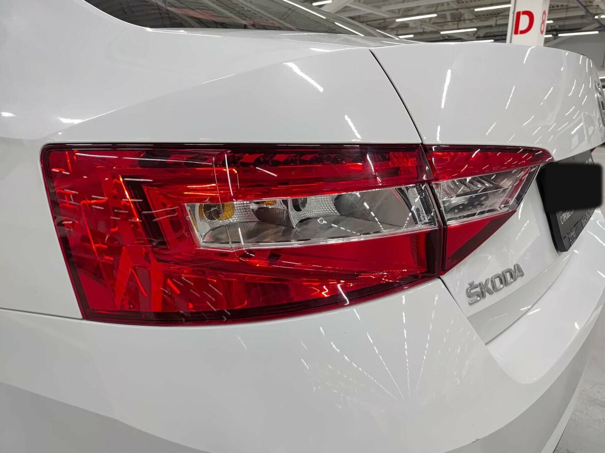 Skoda Superb с пробегом — 2016 год. Фото: #8