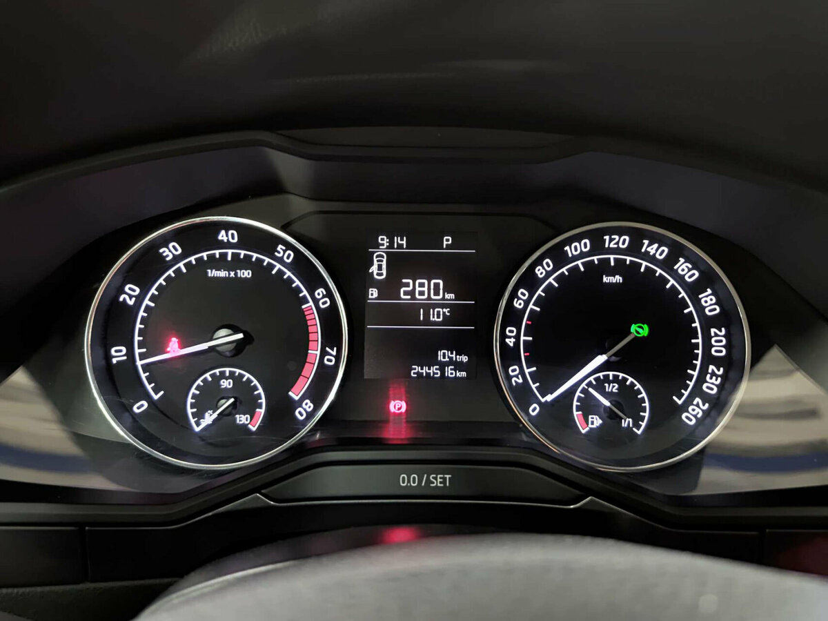 Skoda Superb с пробегом — 2016 год. Фото: #12