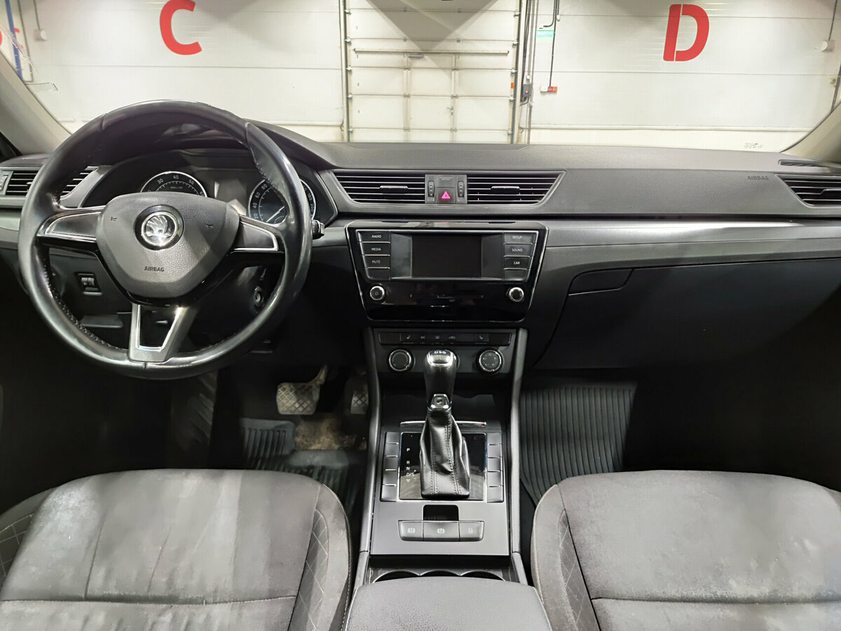 Skoda Superb с пробегом — 2016 год. Фото: #13