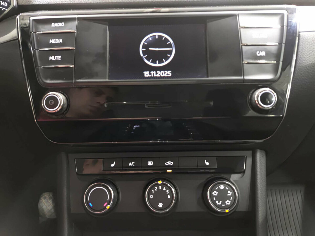 Skoda Superb с пробегом — 2016 год. Фото: #14