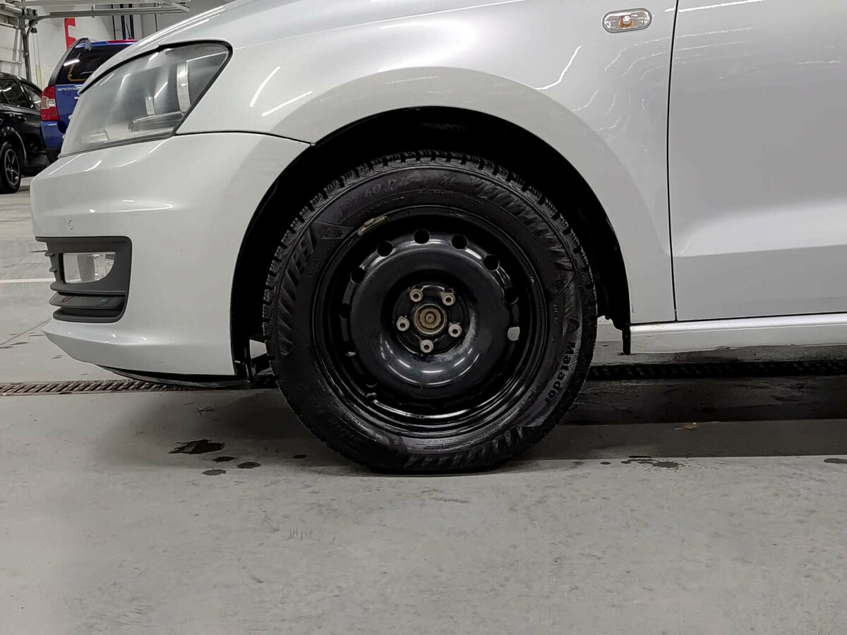 Volkswagen Polo с пробегом — 2015 год. Фото: #17