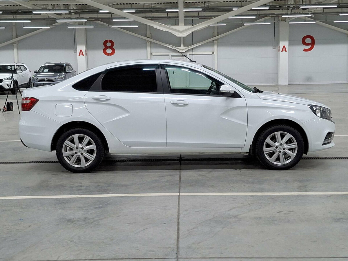 Lada (ВАЗ) Vesta с пробегом — 2020 год. Фото: #3