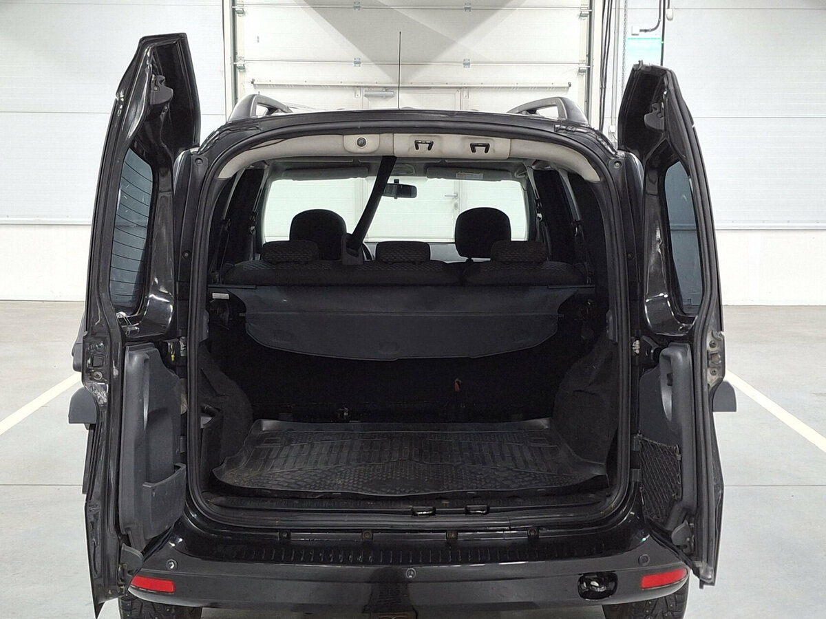 Lada (ВАЗ) Largus с пробегом — 2019 год. Фото: #9