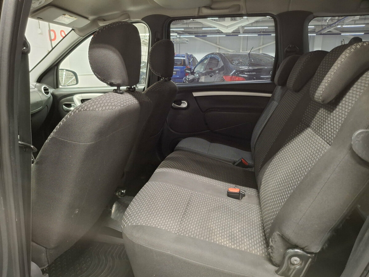 Lada (ВАЗ) Largus с пробегом — 2019 год. Фото: #11