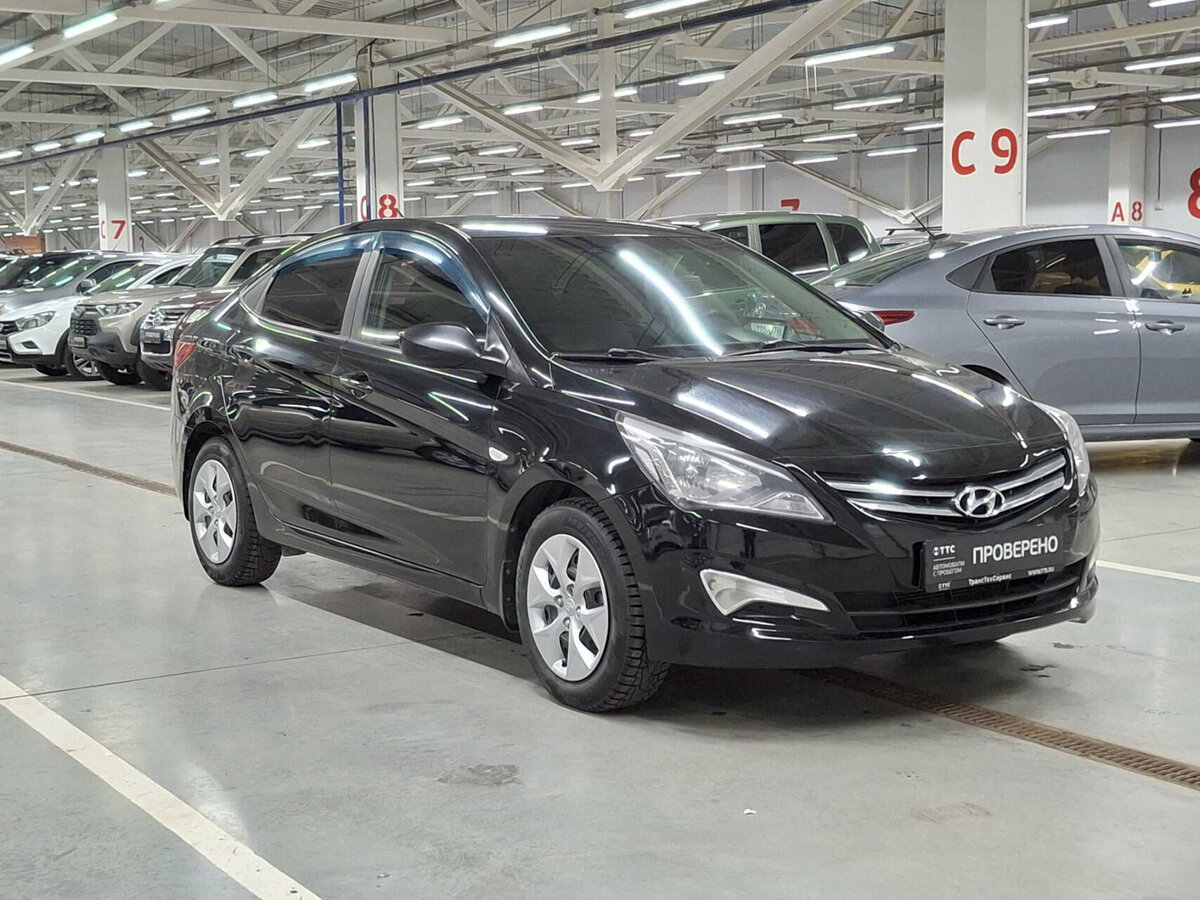 Hyundai Solaris с пробегом — 2016 год. Фото: #2