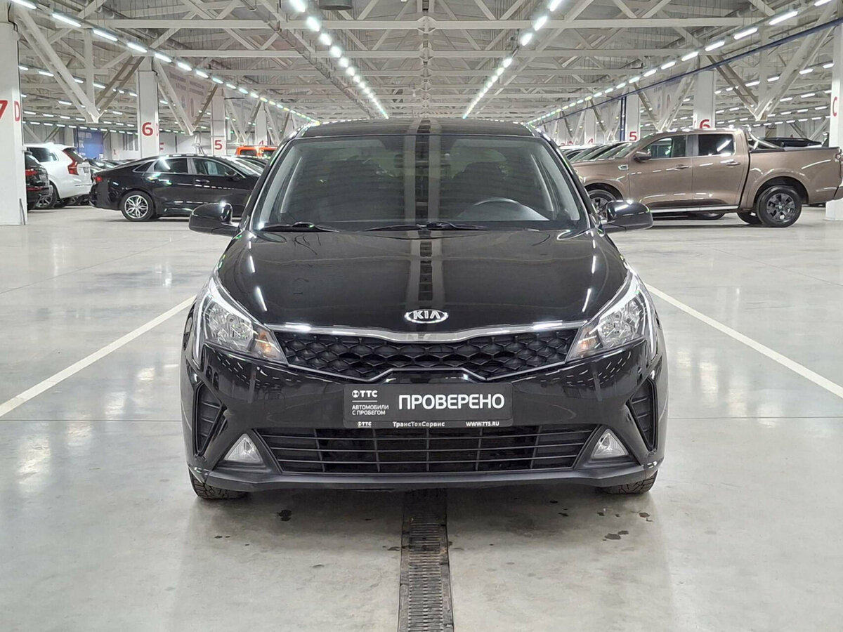 Kia Rio с пробегом — 2021 год. Фото: #1