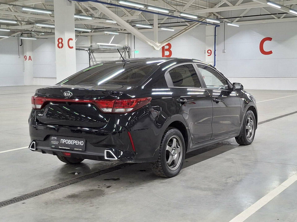 Kia Rio с пробегом — 2021 год. Фото: #4