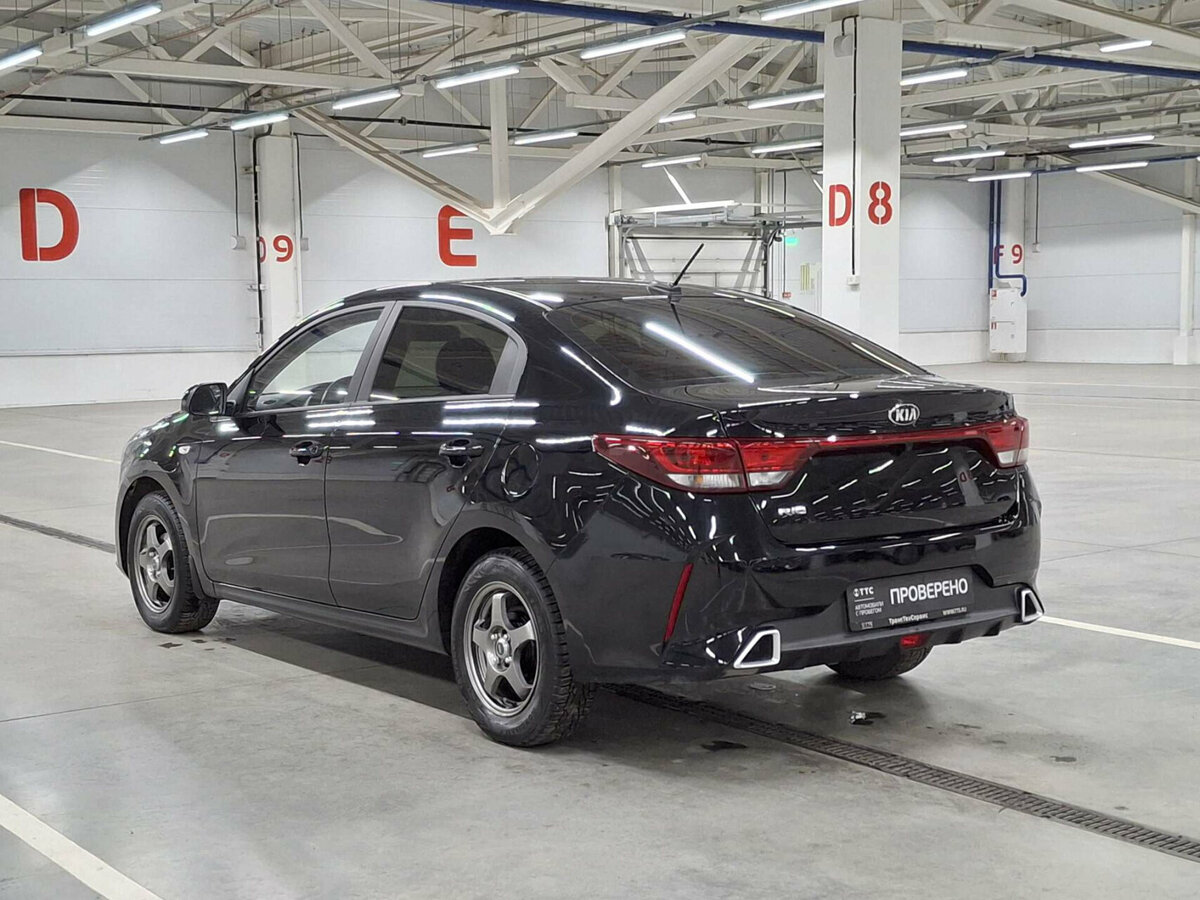 Kia Rio с пробегом — 2021 год. Фото: #6